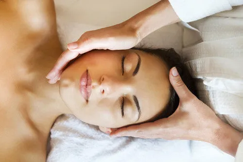 Customized Aromatherapy Facial