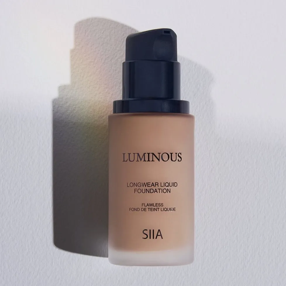 Luminous Longwear Liquid Foundation W 104 MOCHA