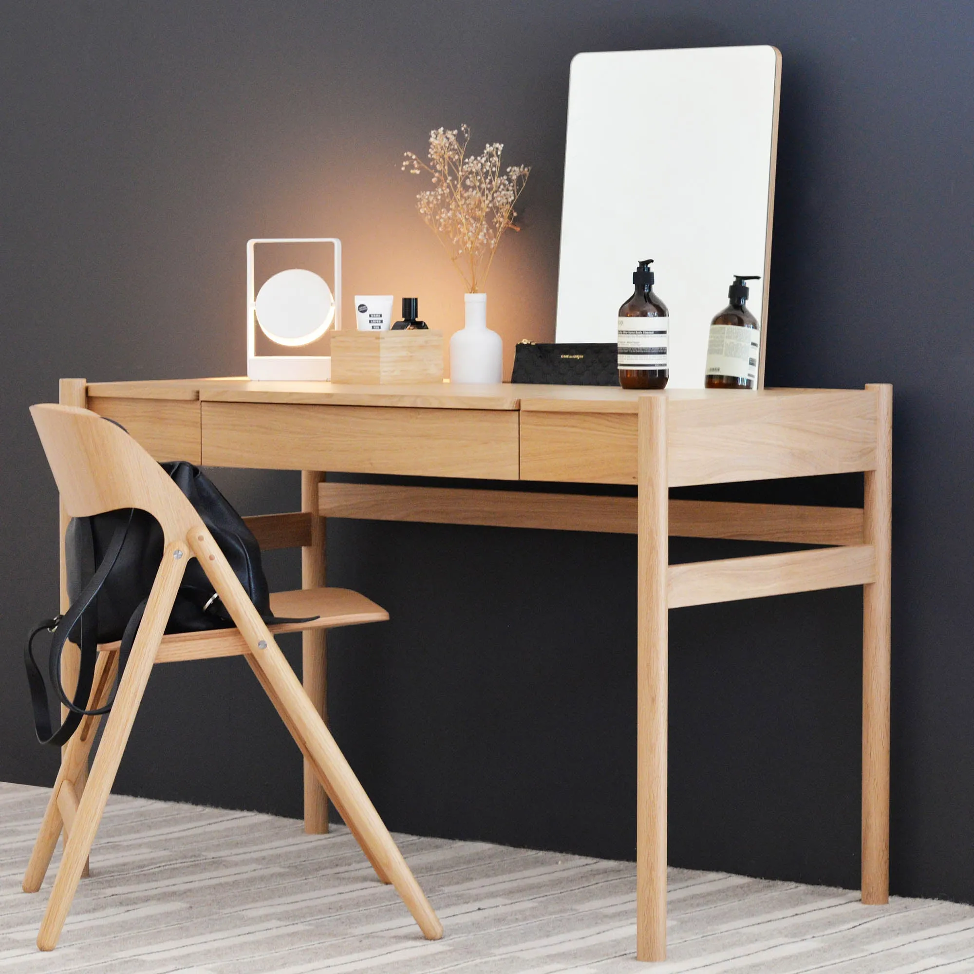 Pala Vanity Dressing Table