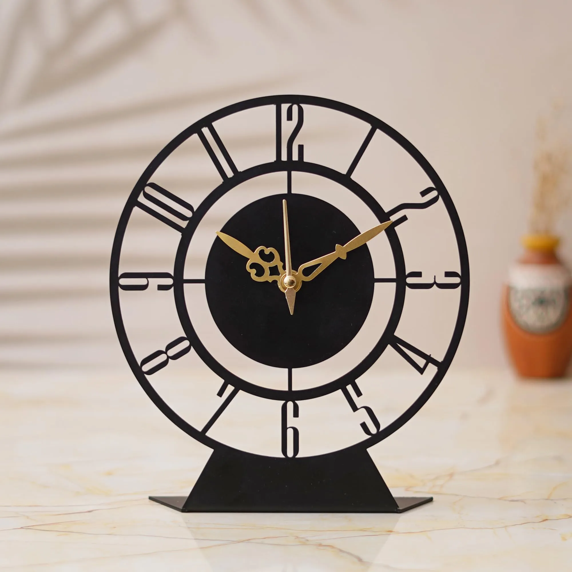 THE LAST DECORR Modern Artistic Decorative Metal Table Clock, Desk Clock for Living Room, Bedroom, Dining Room, Office, Home Decor, Black